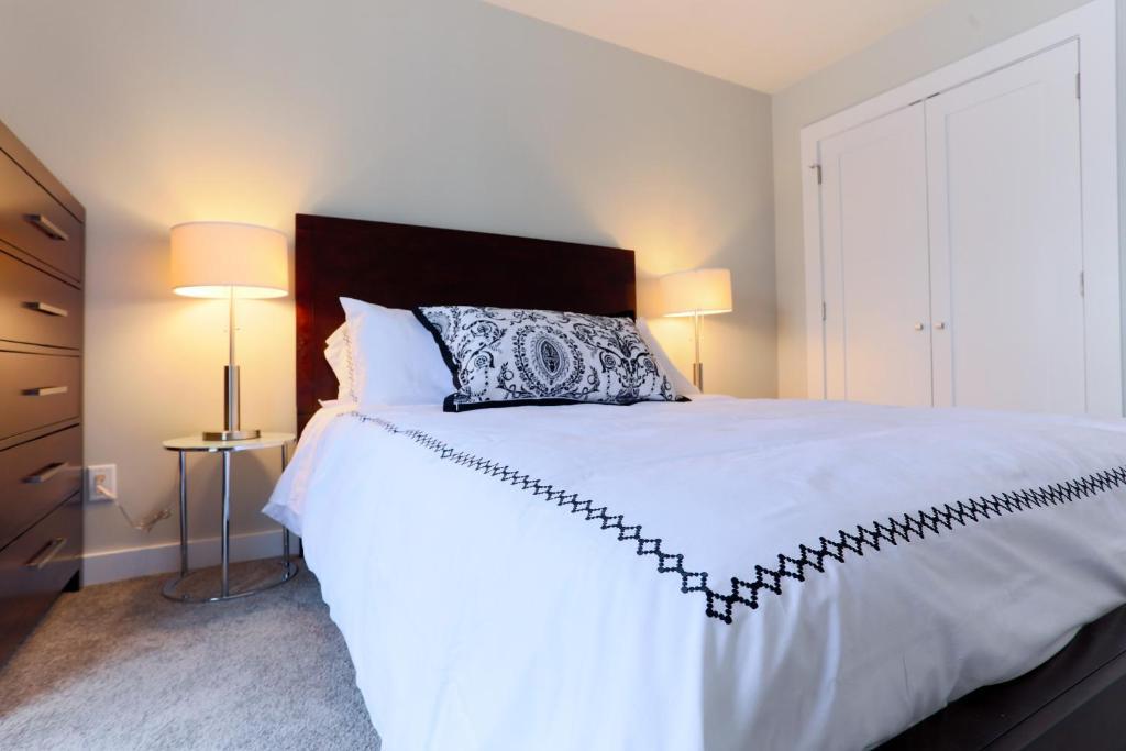 Boardwalk Homes - Executive Guest Rooms & Townhomes Kitchener Zimmer foto